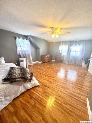 915 S Louisiana Mason City IA 50401