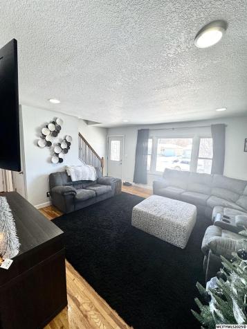 915 S Louisiana Mason City IA 50401
