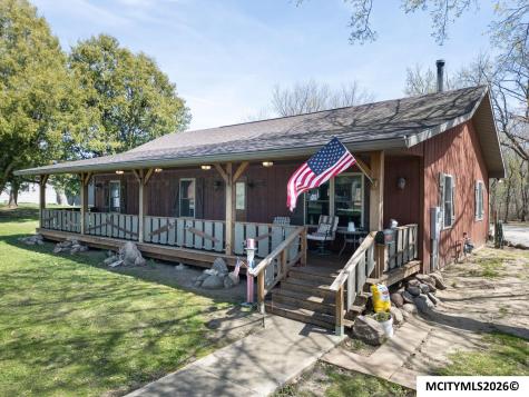 502 S 12th Street Clear Lake IA 50428