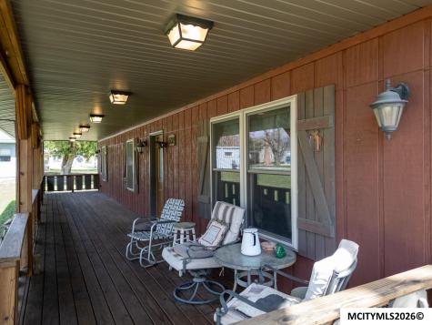 502 S 12th Street Clear Lake IA 50428