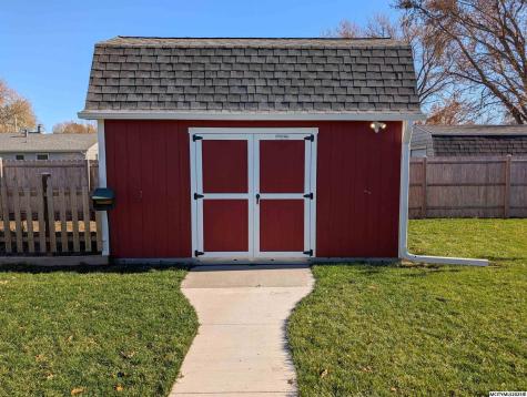 1155 Elm Avenue Garner IA 50438