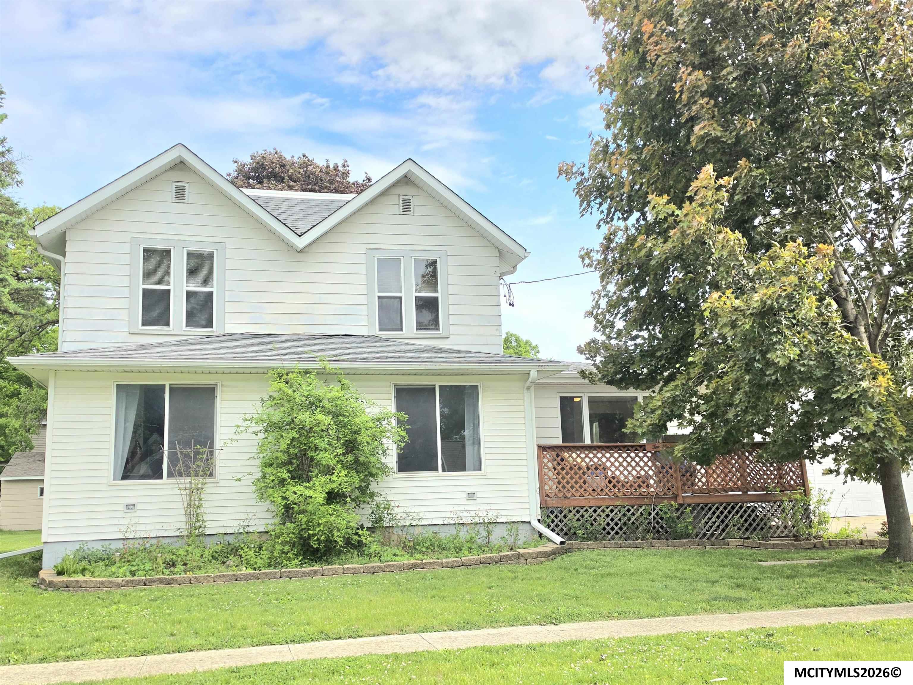 204 1st NE Nora Springs IA 50458