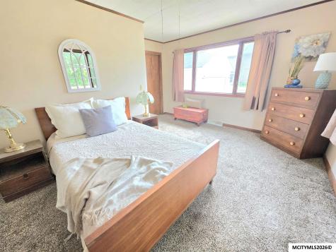 204 1st NE Nora Springs IA 50458