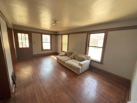 5 Willow Drive Mason City IA 50401