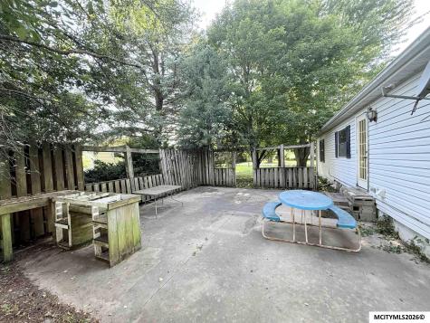 702 E 6th Street St. Ansgar IA 50472