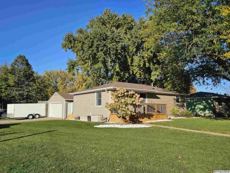 1526 10th SW Mason City IA 50401