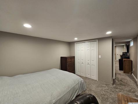 1526 10th SW Mason City IA 50401