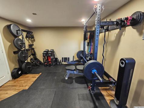 1526 10th SW Mason City IA 50401