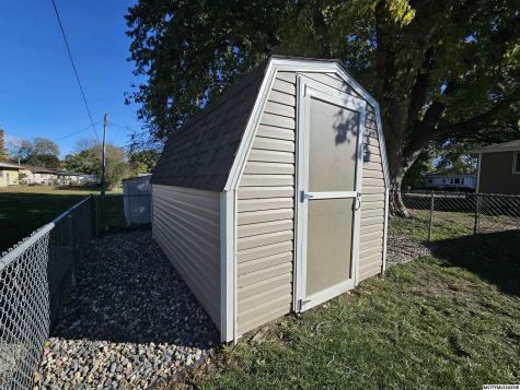 1526 10th SW Mason City IA 50401