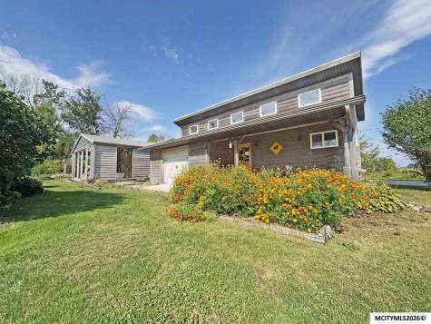 1431 Beeds Lake Drive Hampton IA 50441