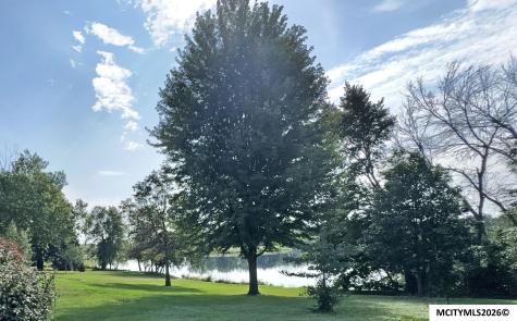 1431 Beeds Lake Drive Hampton IA 50441