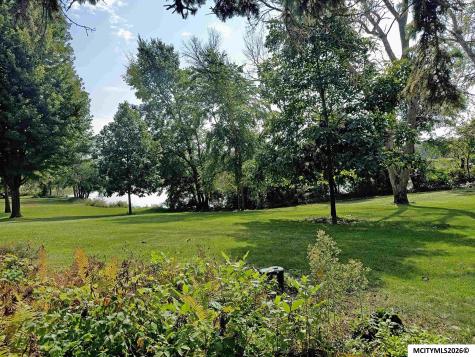 1431 Beeds Lake Drive Hampton IA 50441
