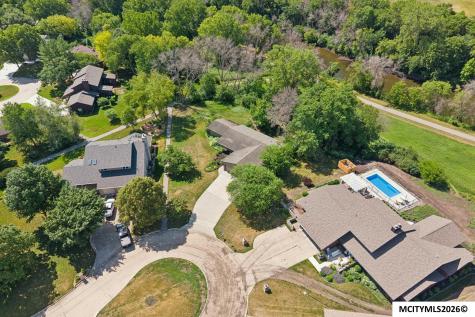 7 Woodbine Mason City IA 50401