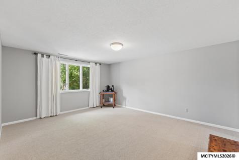 7 Woodbine Mason City IA 50401