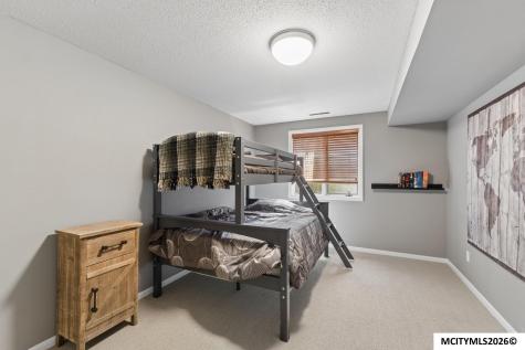 7 Woodbine Mason City IA 50401