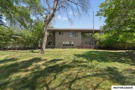 7 Woodbine Mason City IA 50401