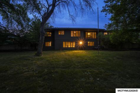 7 Woodbine Mason City IA 50401