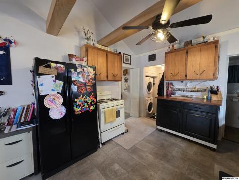 1032 N Georgia Mason City IA 50401