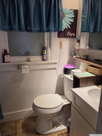 1032 N Georgia Mason City IA 50401