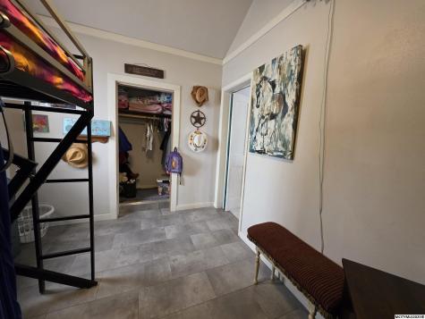 1032 N Georgia Mason City IA 50401