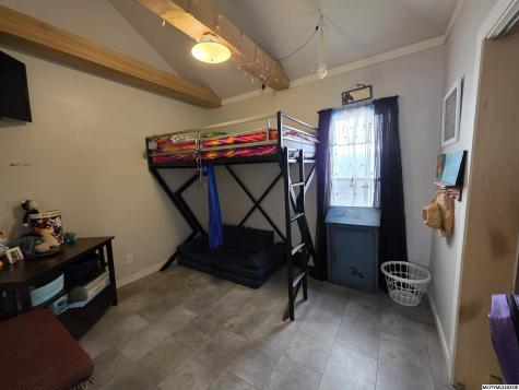 1032 N Georgia Mason City IA 50401