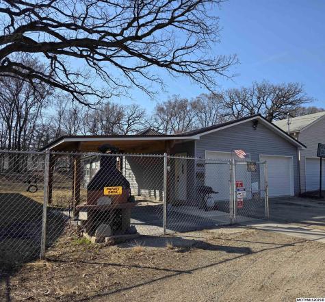 1032 N Georgia Mason City IA 50401