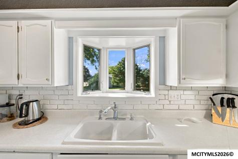 7 Parkwood Place Garner IA 50438