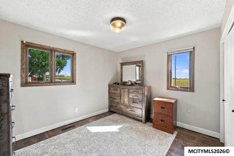 7 Parkwood Place Garner IA 50438