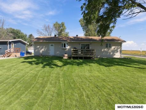 7 Parkwood Place Garner IA 50438
