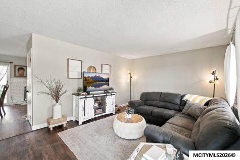7 Parkwood Place Garner IA 50438