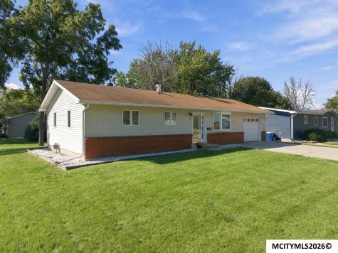 7 Parkwood Place Garner IA 50438