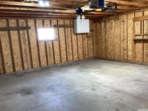 32 S Tennessee Mason City IA 50401