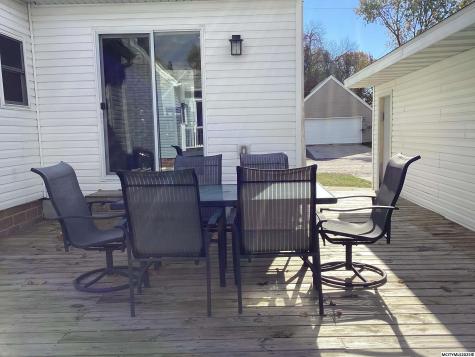 32 S Tennessee Mason City IA 50401