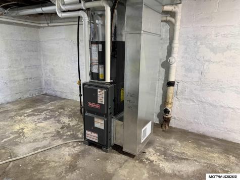 1514 N Pennsylvania Mason City IA 50401