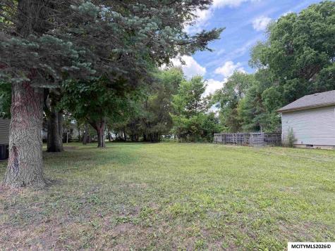1514 N Pennsylvania Mason City IA 50401