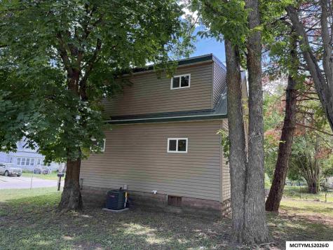 1514 N Pennsylvania Mason City IA 50401