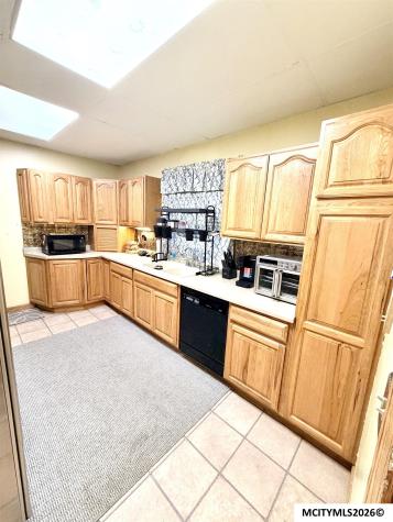 212 12th NW Mason City IA 50401