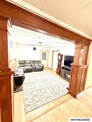 212 12th NW Mason City IA 50401