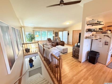 410 S 1st Street Osage IA 50461