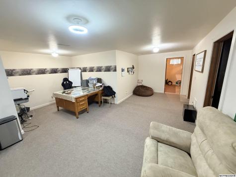 410 S 1st Street Osage IA 50461