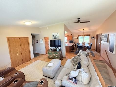 410 S 1st Street Osage IA 50461