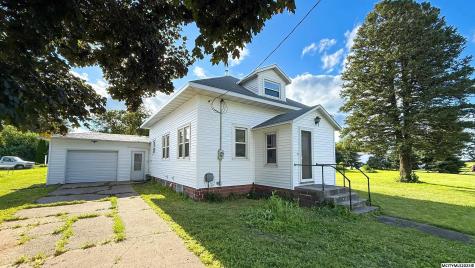 735 3rd Street Meservey IA 50457