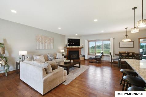 2937 Morning Star Court Mason City IA 50401