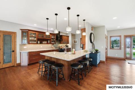 2937 Morning Star Court Mason City IA 50401