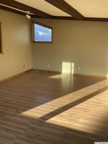 1424 S Hampshire Mason City IA 50401