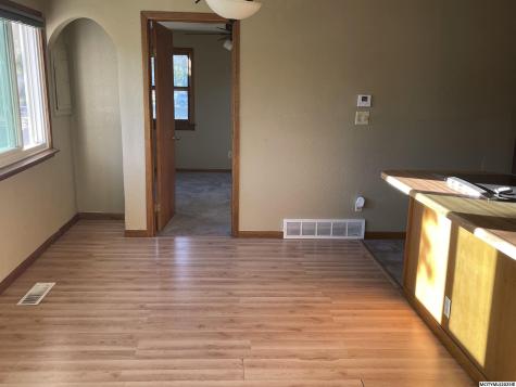 1424 S Hampshire Mason City IA 50401