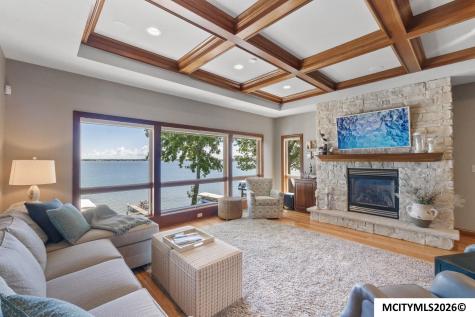 5500 Lakeview Drive Clear Lake IA 50428