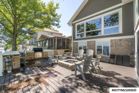 5500 Lakeview Drive Clear Lake IA 50428