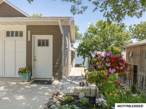 5500 Lakeview Drive Clear Lake IA 50428