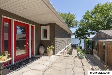 5500 Lakeview Drive Clear Lake IA 50428